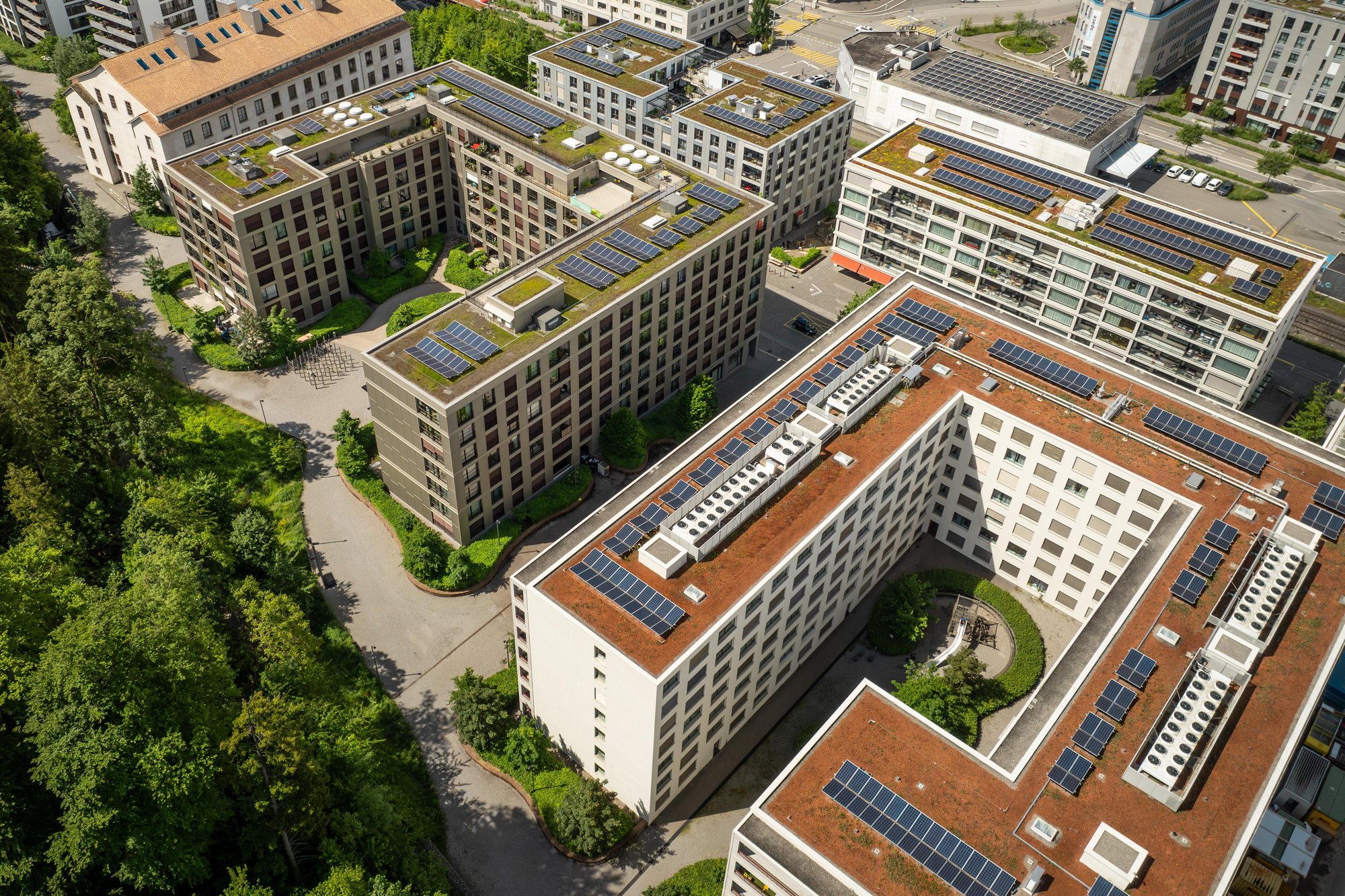 24-07-Immobilien-und-Areale-Newsletter 24-07-Immobilien-und-Areale-Newsletter